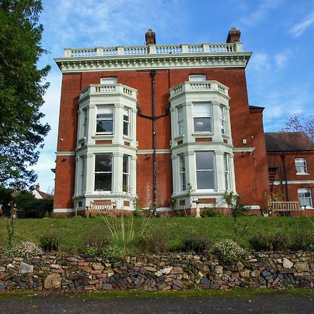 Torrington Hall St Albans Экстерьер фото